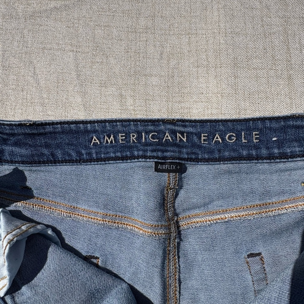 Men’s American Eagle Outfitters Dark Wash Distressed Flex Denim Shorts | Size 40 - Picture 5 of 6